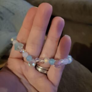 Blue & Opaque Beaded Bracelet with Teardrop-Shaped Faux Gem